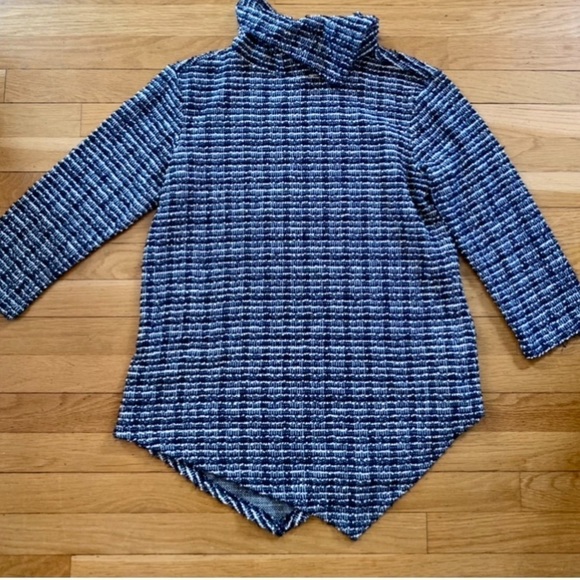 Vince Camuto Blue white textured Sweater, Sz Med‎ - Picture 2 of 7